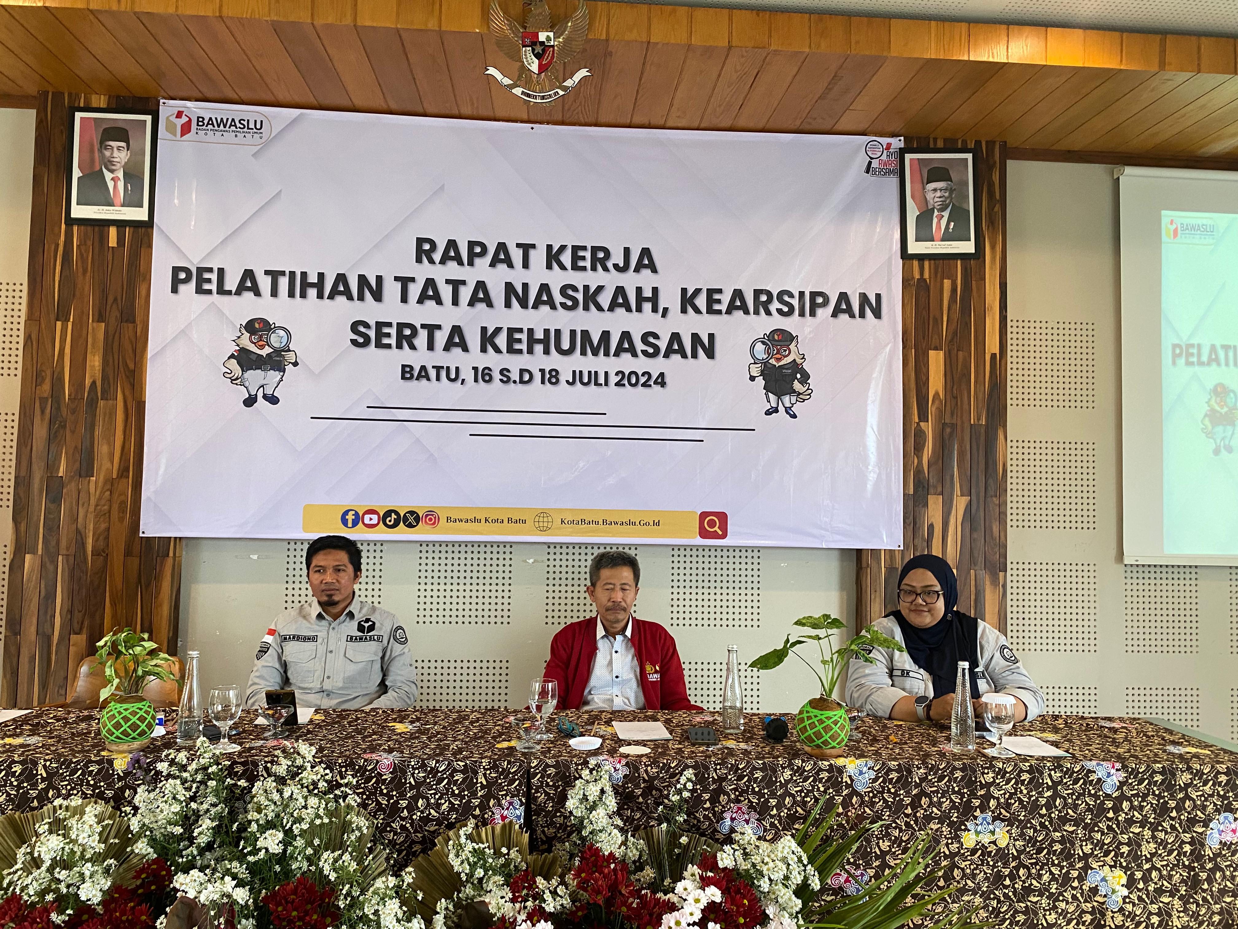 Rapat Kerja ke Arsipan