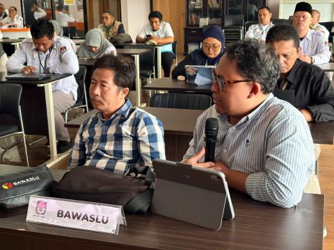 pleno terbuka